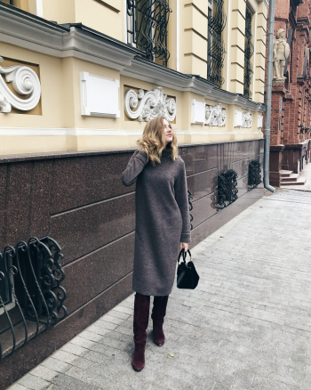 Тепла сукня прямого крою