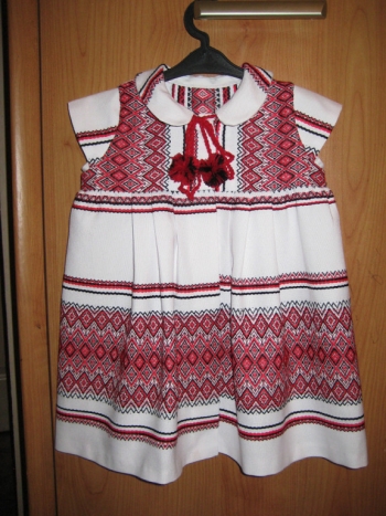 Сукня для дівчинки