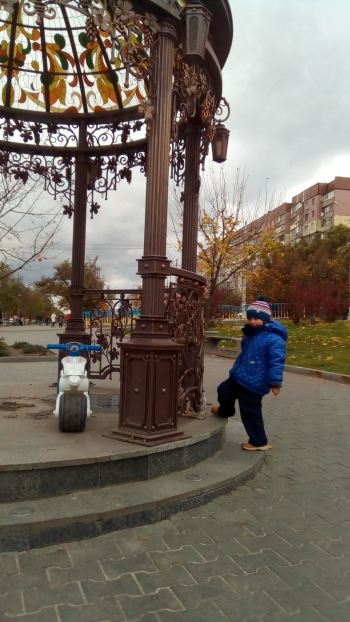 Брюки з еластичним поясом