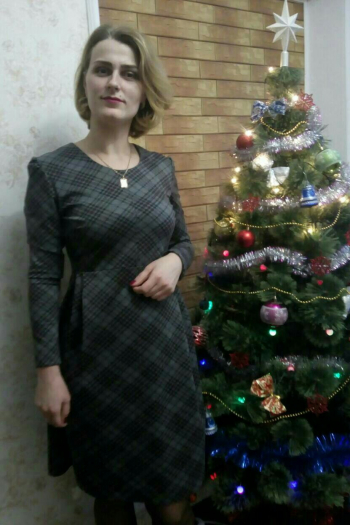 Сукня в клітинку