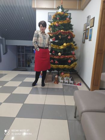 Червона спідниця 
