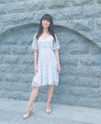 Ніжна сукня ("Стань моделлю для новорічної обкладинки Burda Style!")