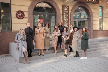Тренч & Co від Дніпровського клубу МиссисШью