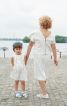 Сапфірове весілля в білому! Жіночий костюм й дитяча сукня - фото 2